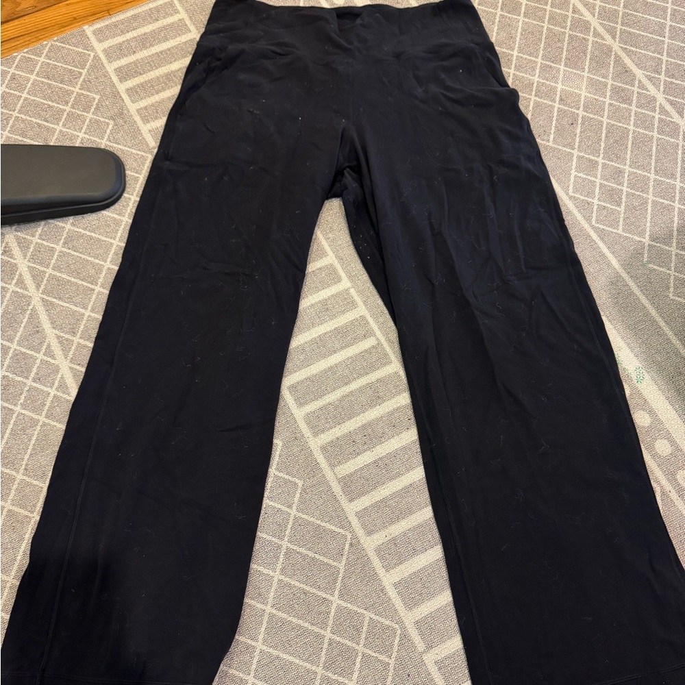 LULULEMON- Black Wide-Leg Pants